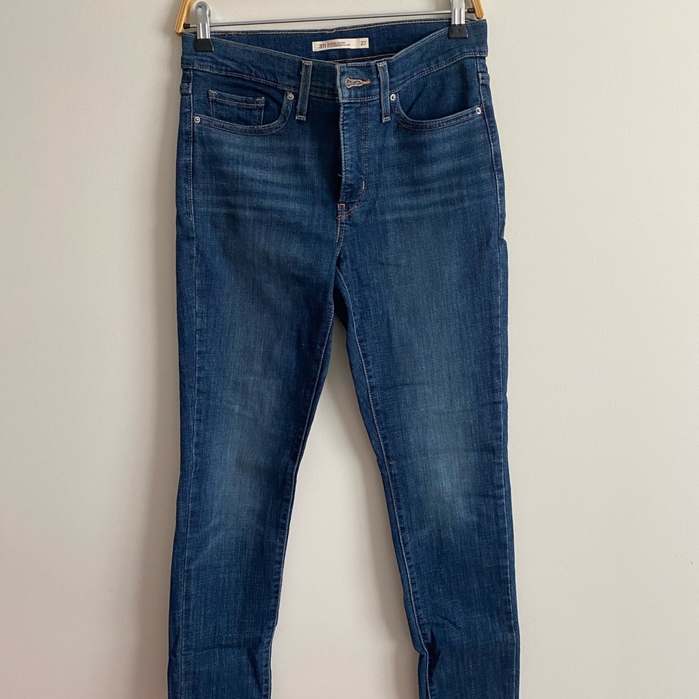 Shaping Skinny Levi Jeans
